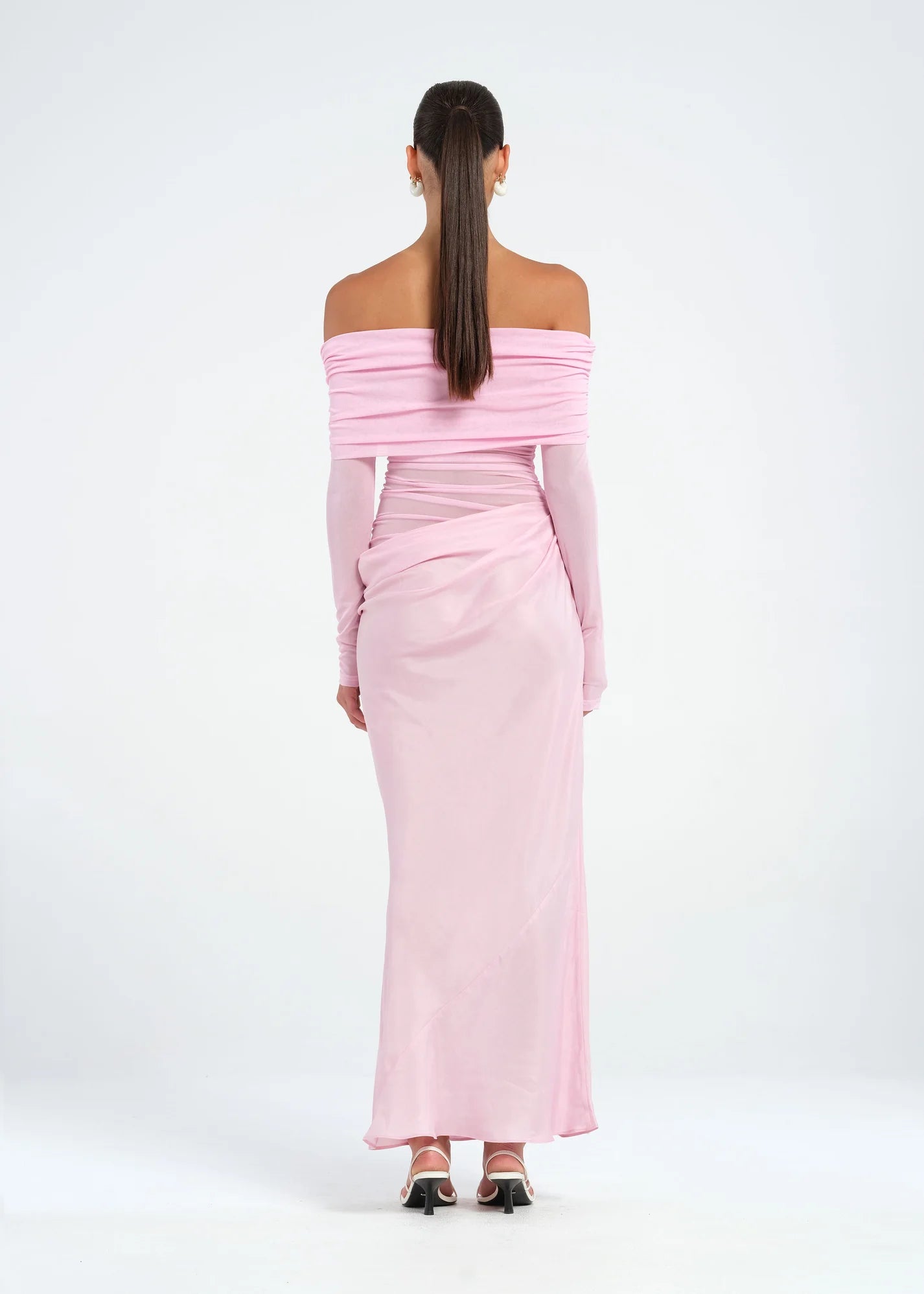 Benni Yasmin Off-Shoulder Maxi Dress Pink