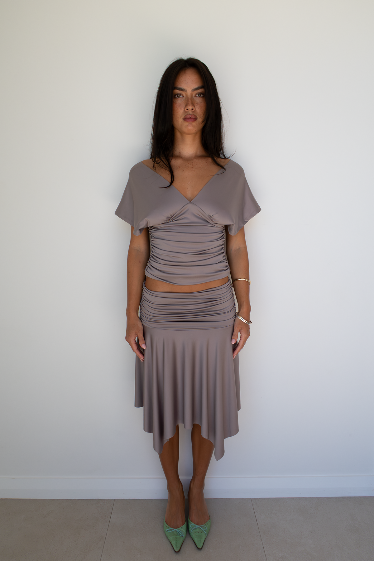 HNTR the label Andi Set Slate